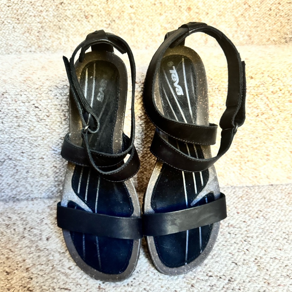 Teva Cabrillo Crossover Leather Wedge Sandals - Picture 4 of 8